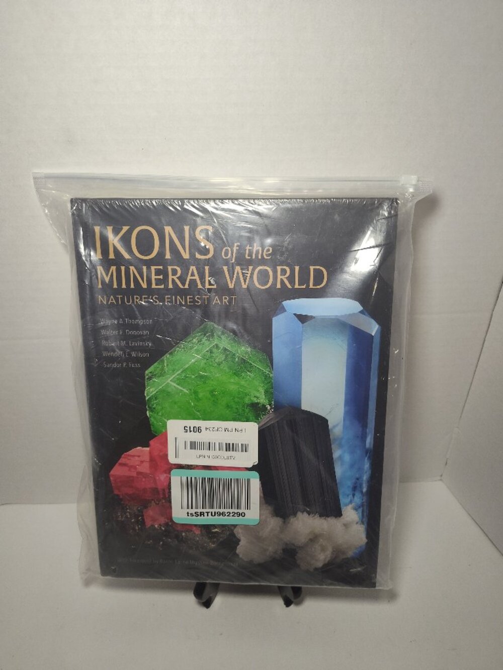 Ikons of the Mineral World Nature's Finest Art HC New Sealed Hardcover